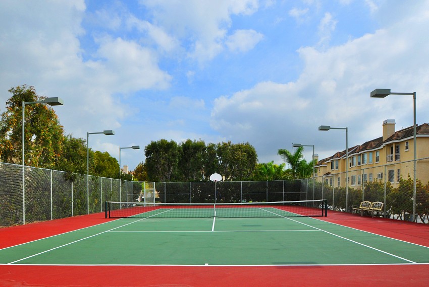 4 Tennis courts
