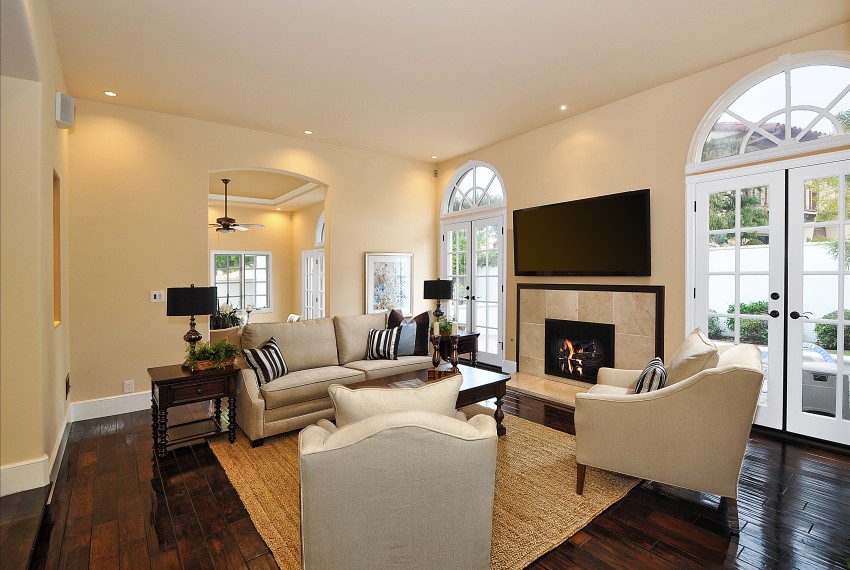 5 Living room view 2