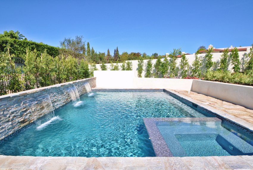 fhd_Pool view 1_5734665